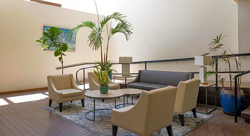 Bishop Suites @ Executive Centre