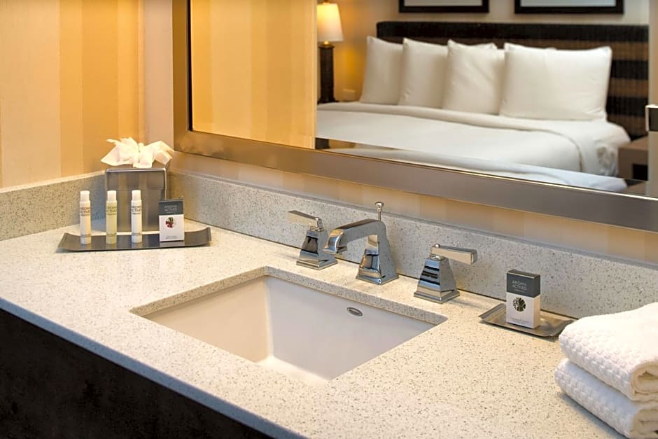 Doubletree By Hilton Beaverton – Beaverton, OR