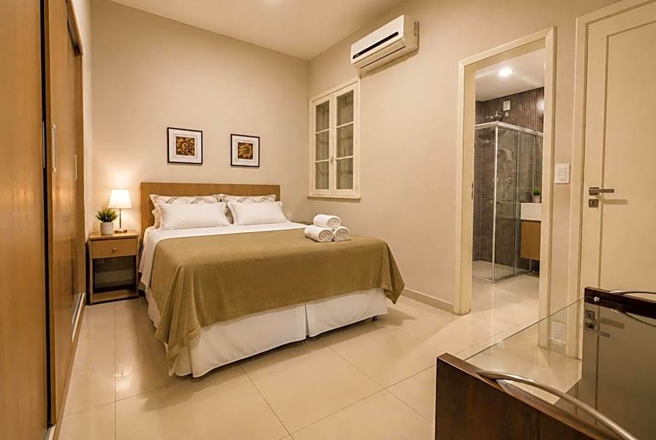 Comfortable 3 Bedrooms: Side Sea View