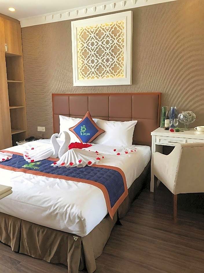 Pinus Hotel