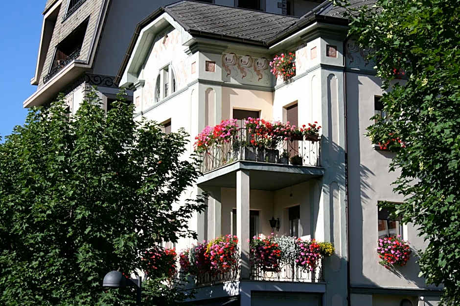 Eco Rooms&Breakfast Tirano