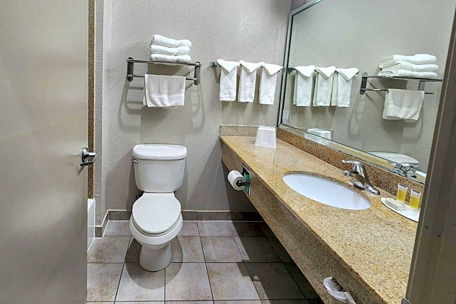 Days Inn by Wyndham Kemah