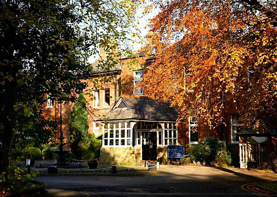 Macdonald Kilhey Court Hotel