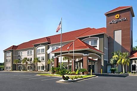 La Quinta Inn & Suites by Wyndham Dublin