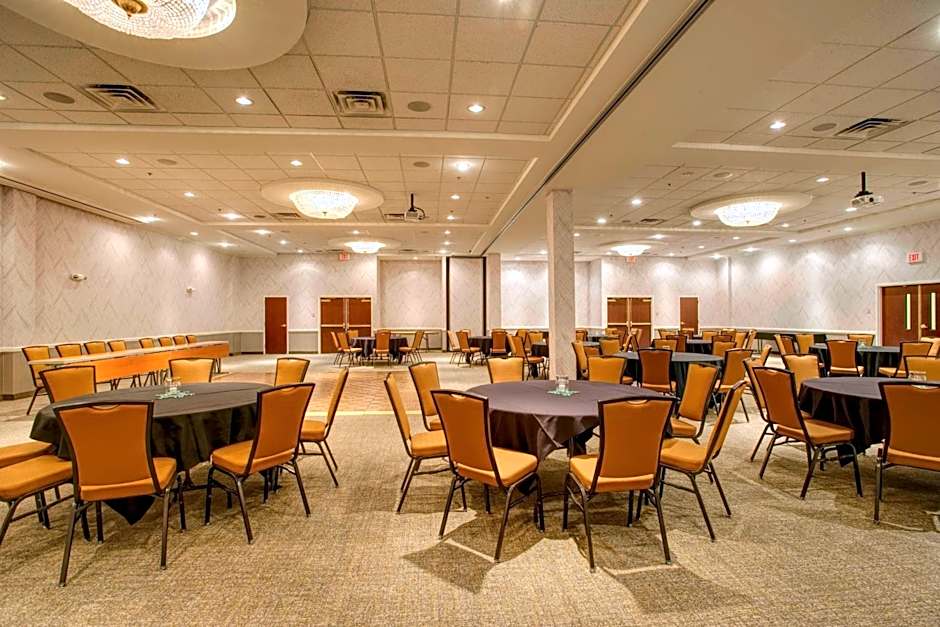 SpringHill Suites by Marriott Lawrence Downtown