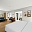 Hampton Inn & Suites Lancaster