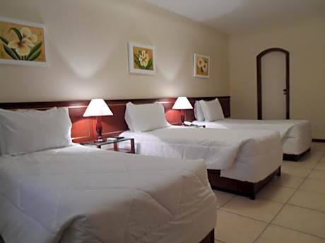 Triple Room with 3 Single Beds