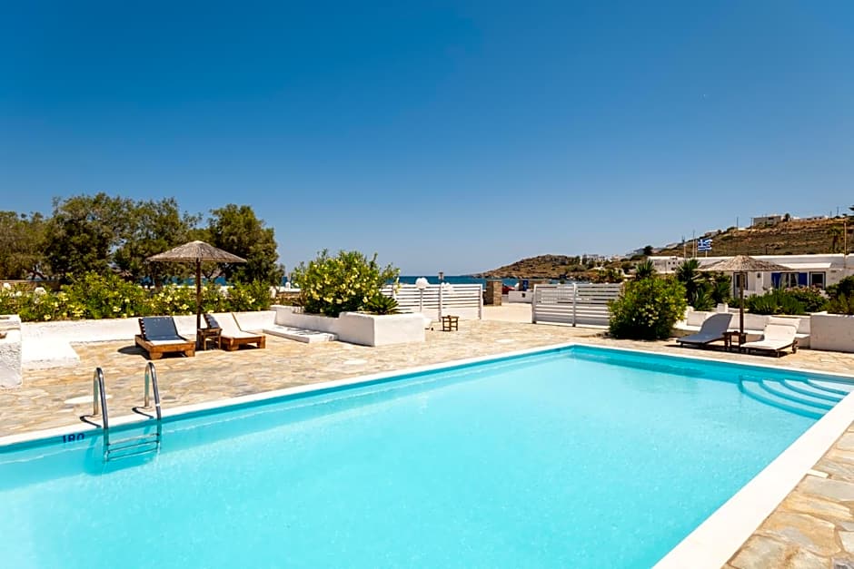 Naoussa Hotel Paros by Booking Kottas