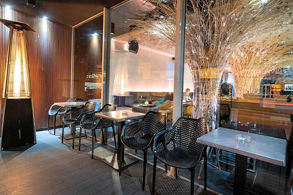 BOUTIQUE HOTEL11 with rooftop SPA