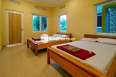 Batu Homestay Puncak Mitra RedDoorz