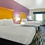 La Quinta Inn & Suites by Wyndham Ada