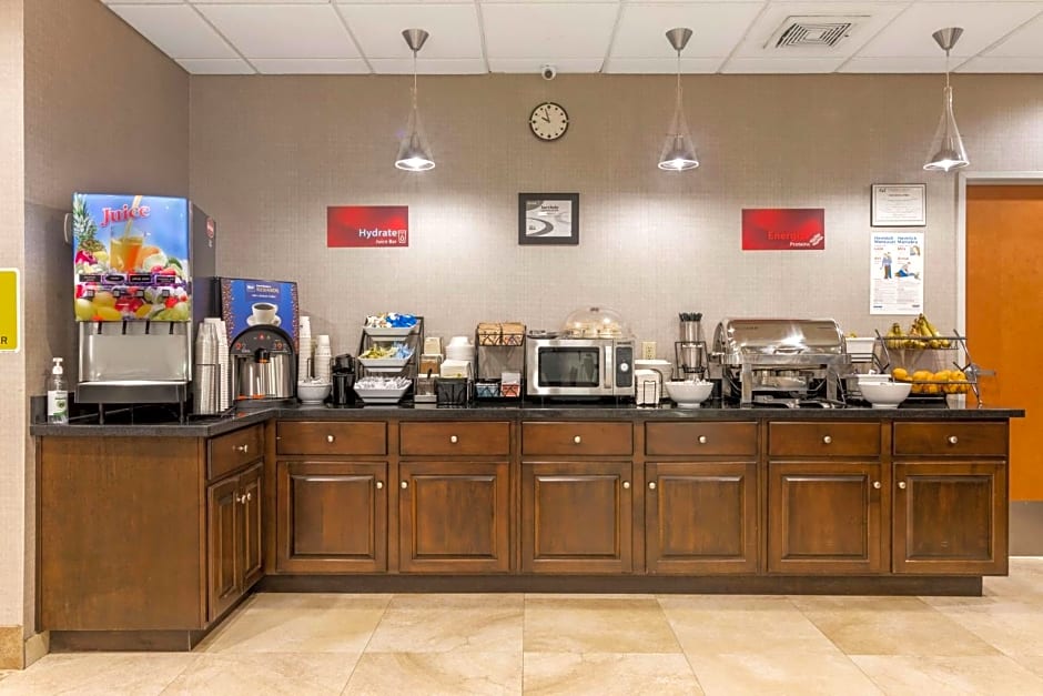 Best Western Plus Brunswick Inn & Suites
