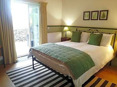 King Room with Garden View