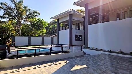 Casa De Luxe