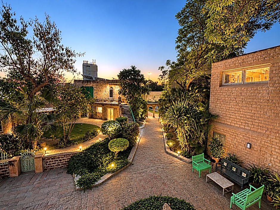 Hotel Inn Season – Art Deco Heritage Hotel in Jodhpur