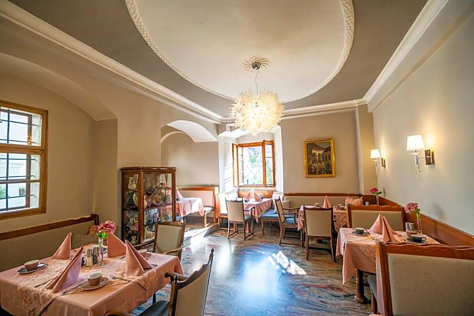 Renaissancehotel Raffelsberger Hof B&B