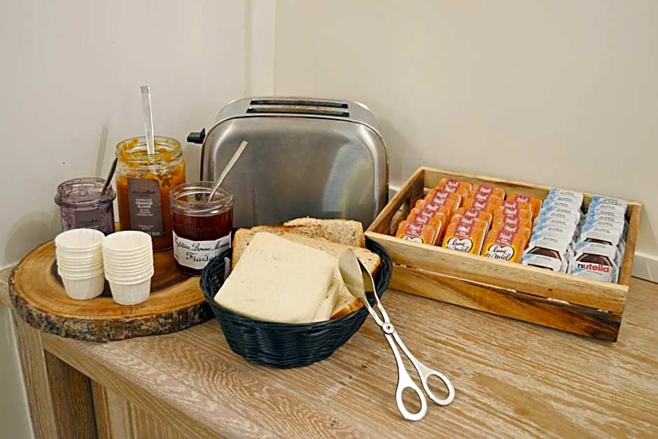 Logis Hotels - Château Saint Marcel