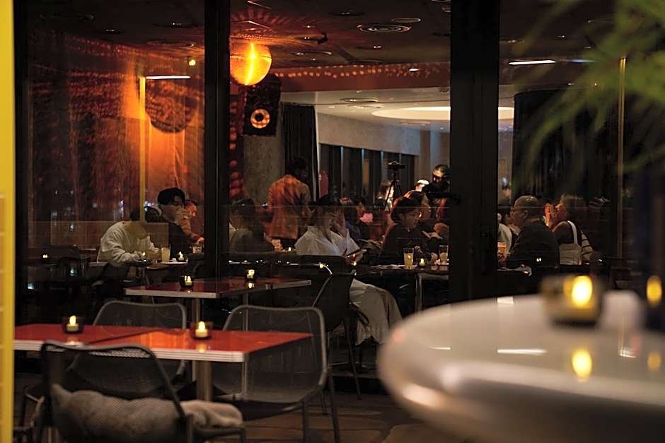 FAV LUX Kagoshima Tenmonkan