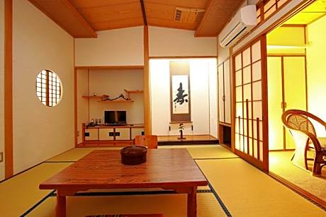 Japanese-Style Twin Room