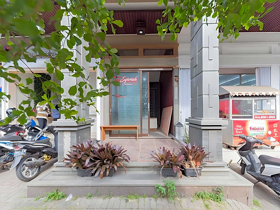 RedDoorz Syariah near Politeknik Negeri Bandung Campus – Bandung, KY