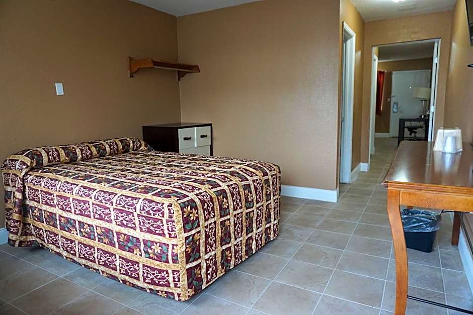 Econo Lodge San Antonio Northeast I-35 – San Antonio, TX