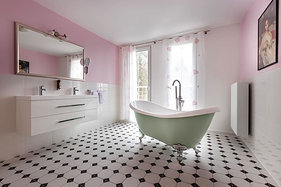 Boutique Hotel SwissHouse