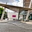 Crowne Plaza London - Gatwick Airport By IHG