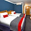 Holiday Inn Express East Midlands Airport By IHG