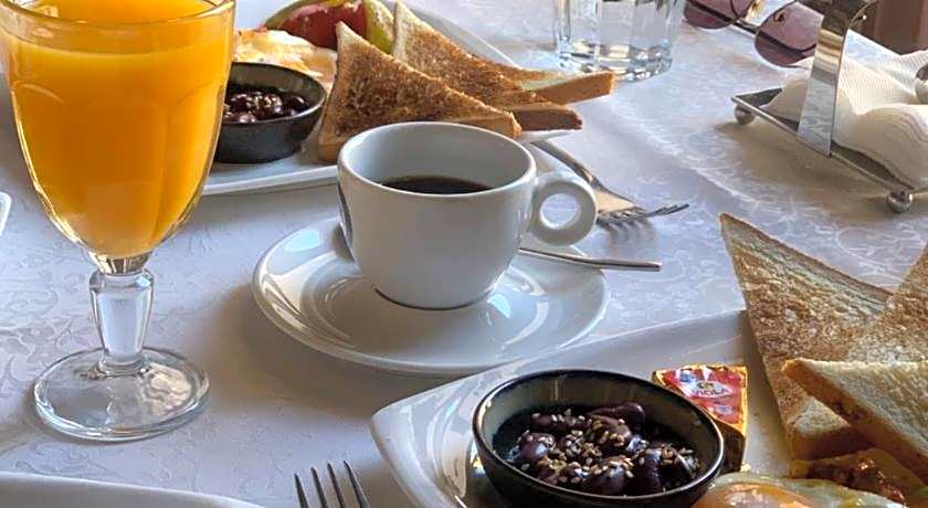 Lyabi House Hotel