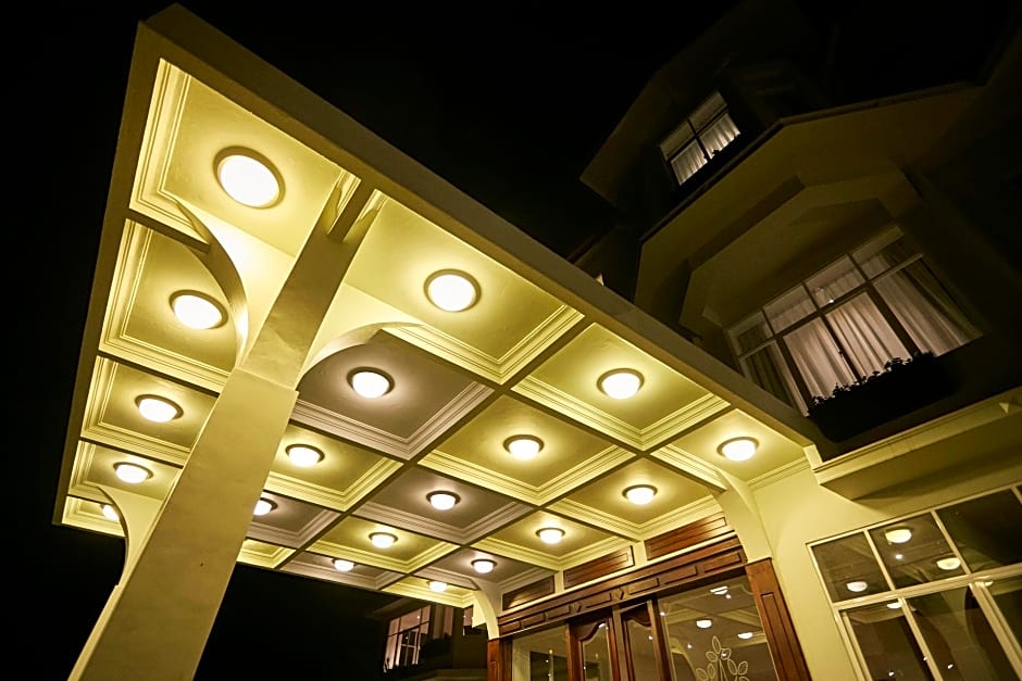 Galway Heights Hotel