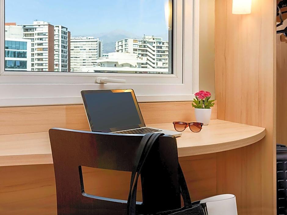 ibis Santiago Las Condes