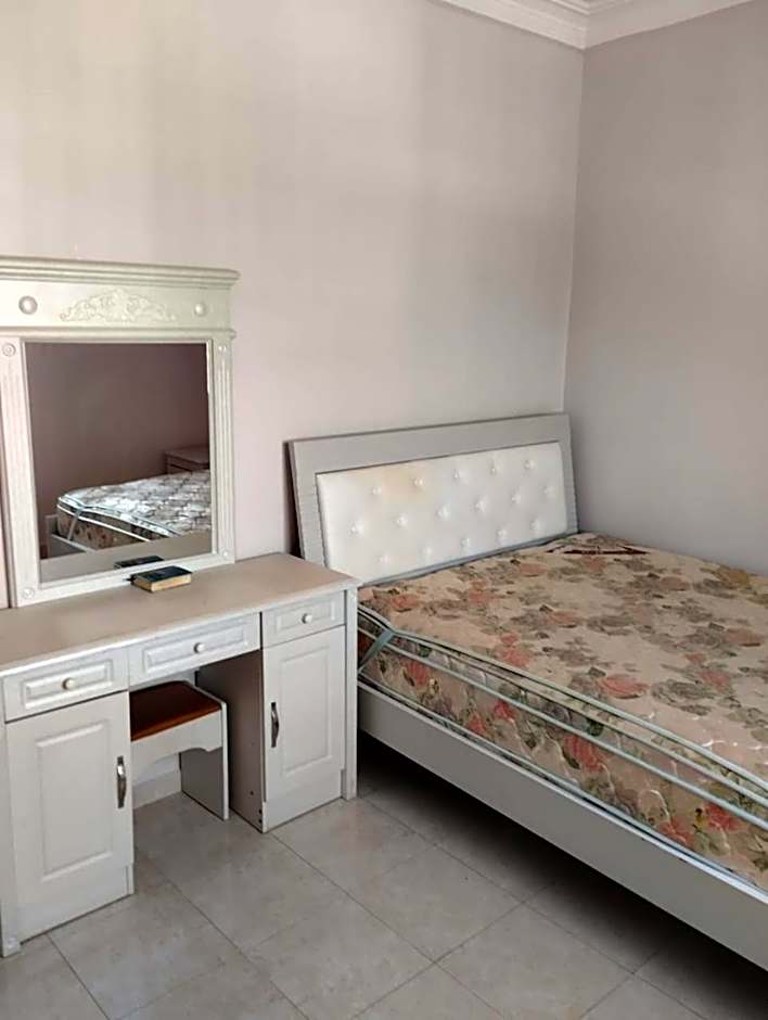 شقة رائعة قريبة للبحر