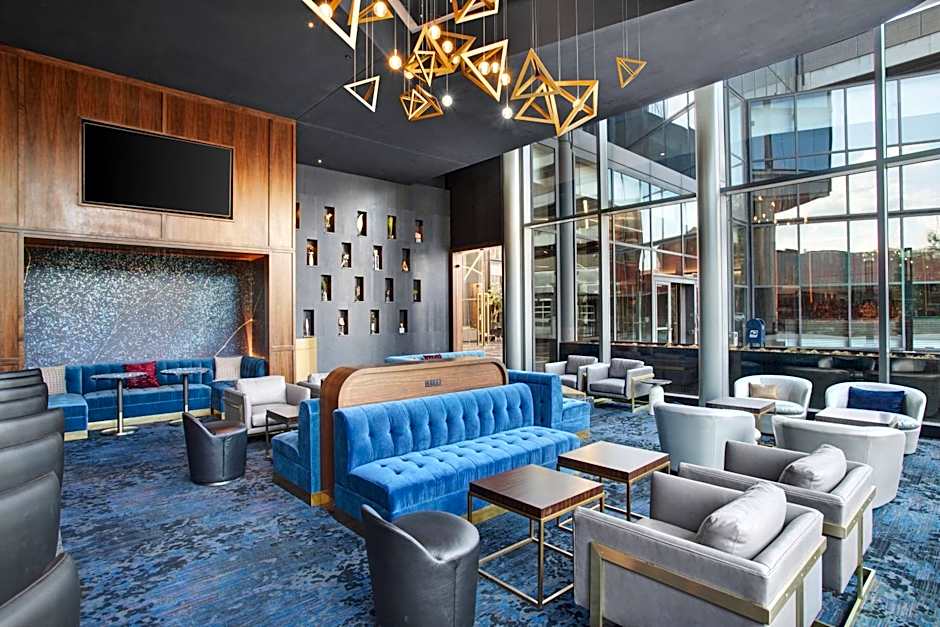 The Farnam, Autograph Collection