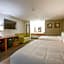The Hotel Serene Glendale Peoria, Surestay Collection by BW