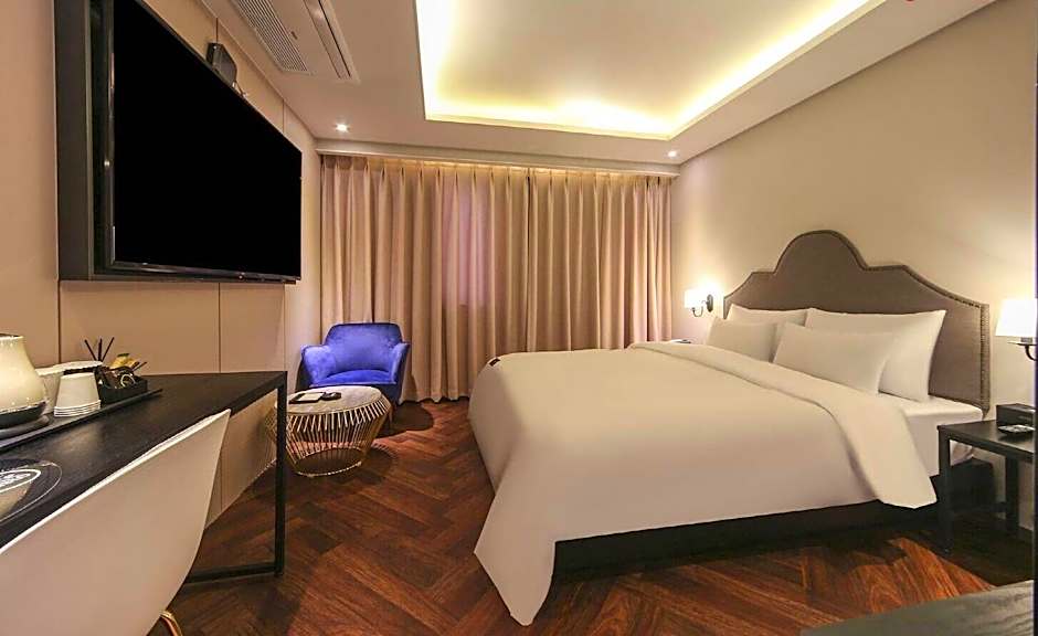 FrenchCode Hotel