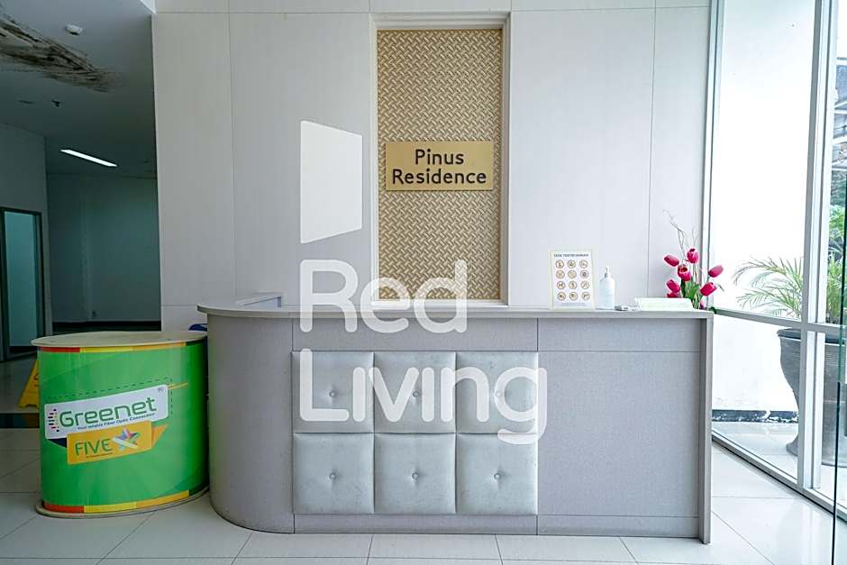 RedLiving Apartemen Gunung Putri Square - Sansan Room
