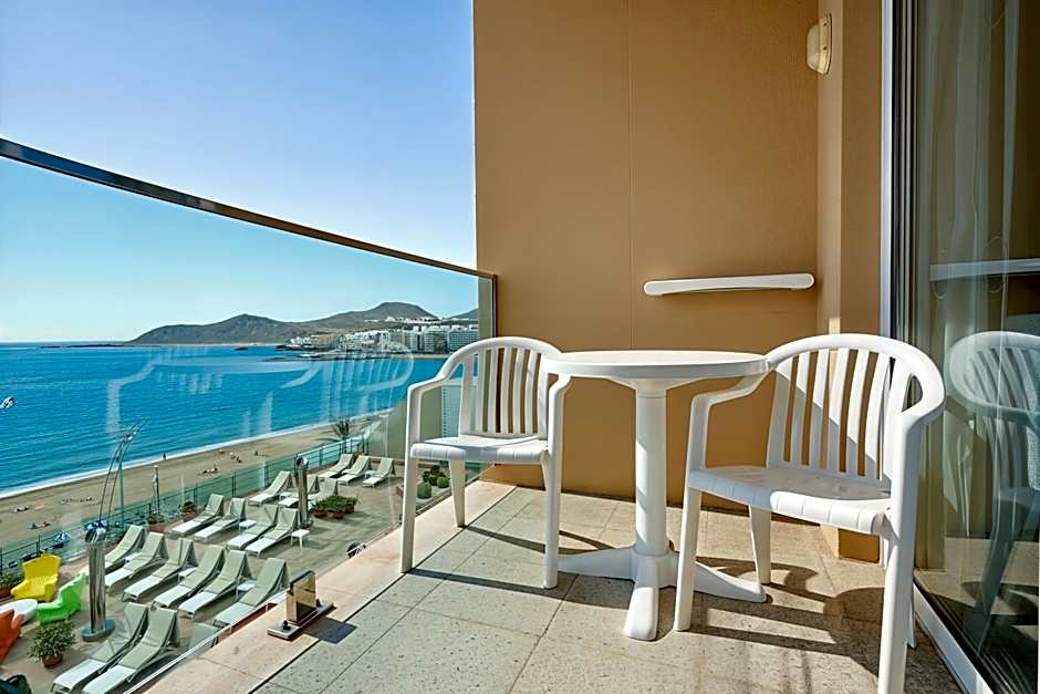 BULL Reina Isabel & SPA