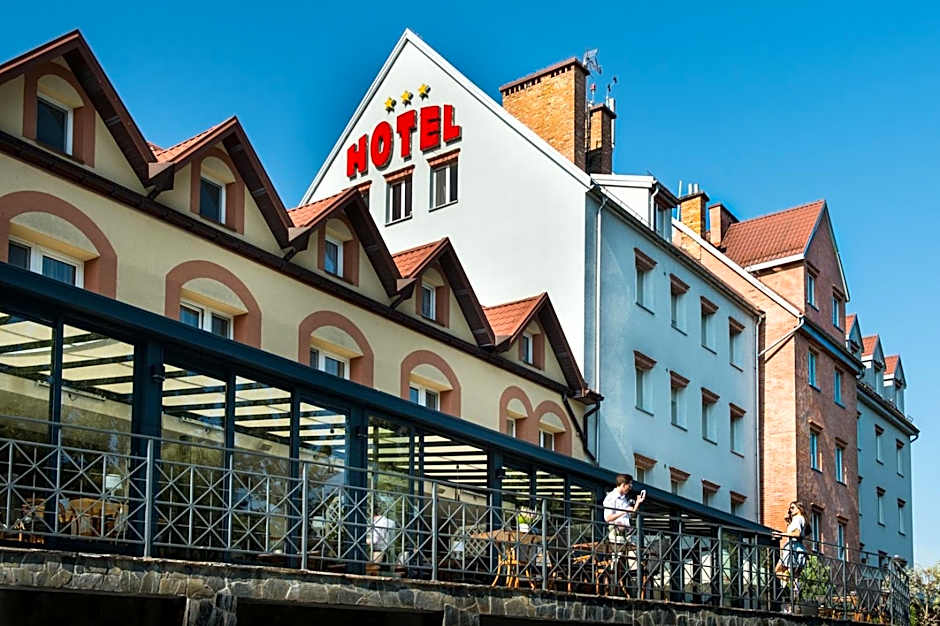 Hotel Nad Pisą