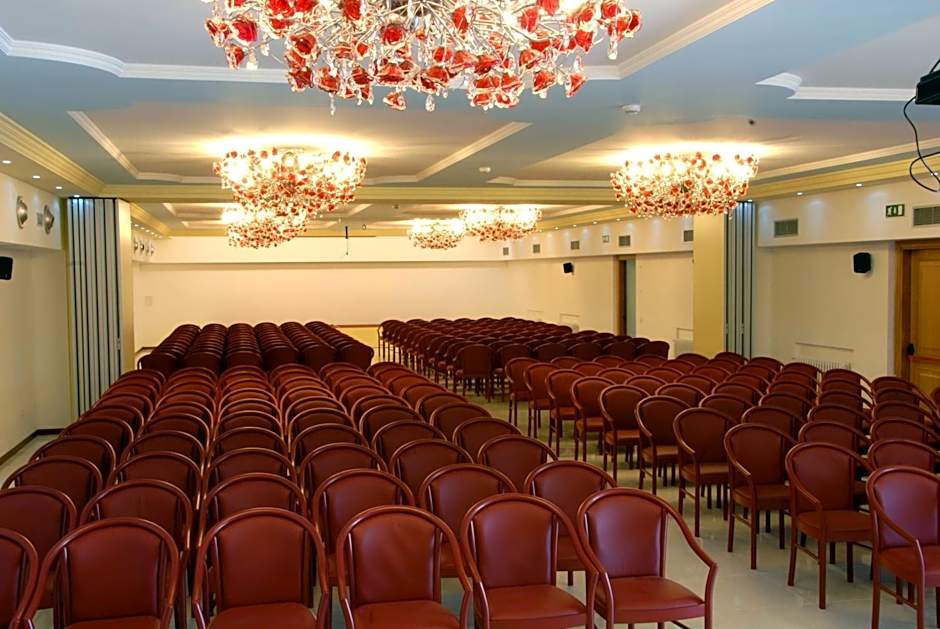 Grand Hotel Astoria