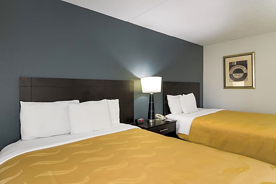 Quality Inn Aurora - Naperville Area