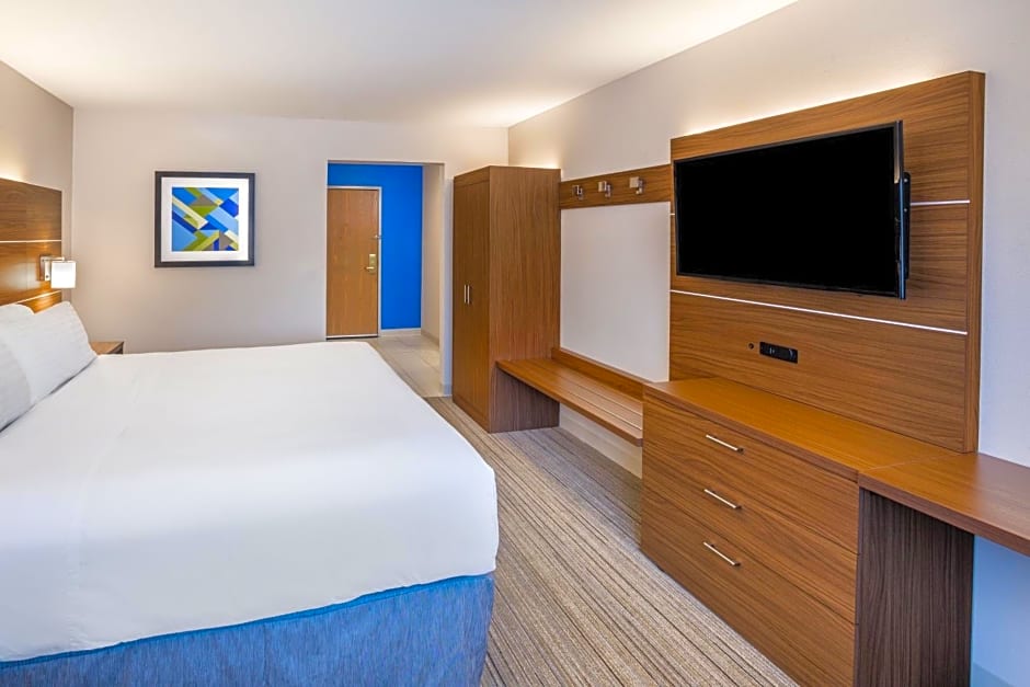 Holiday Inn Express Wisconsin Dells By IHG