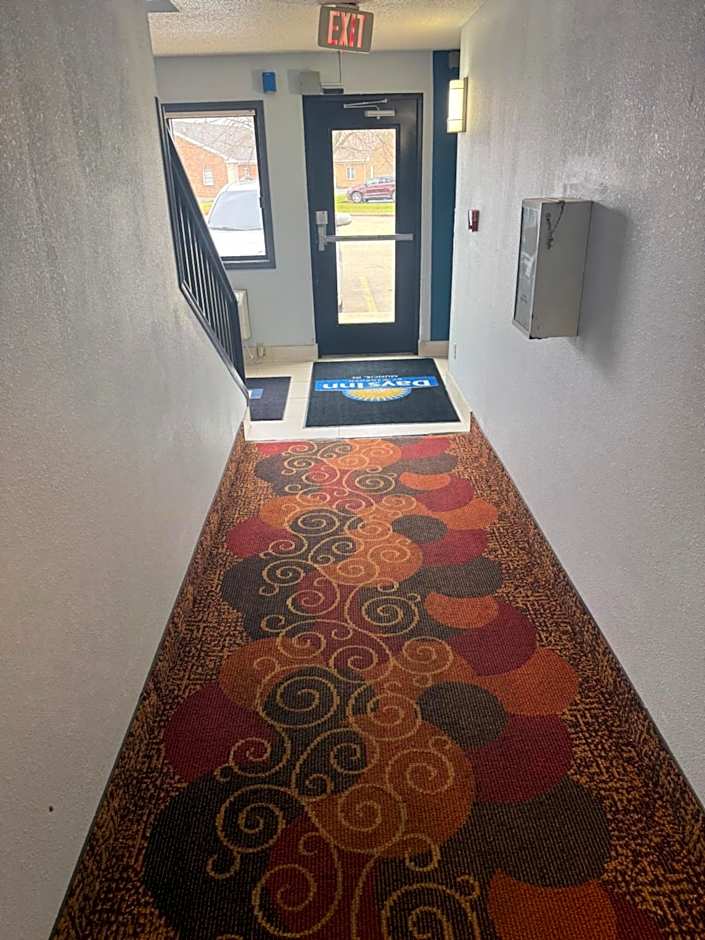 Days Inn by Wyndham Muncie -Ball State University