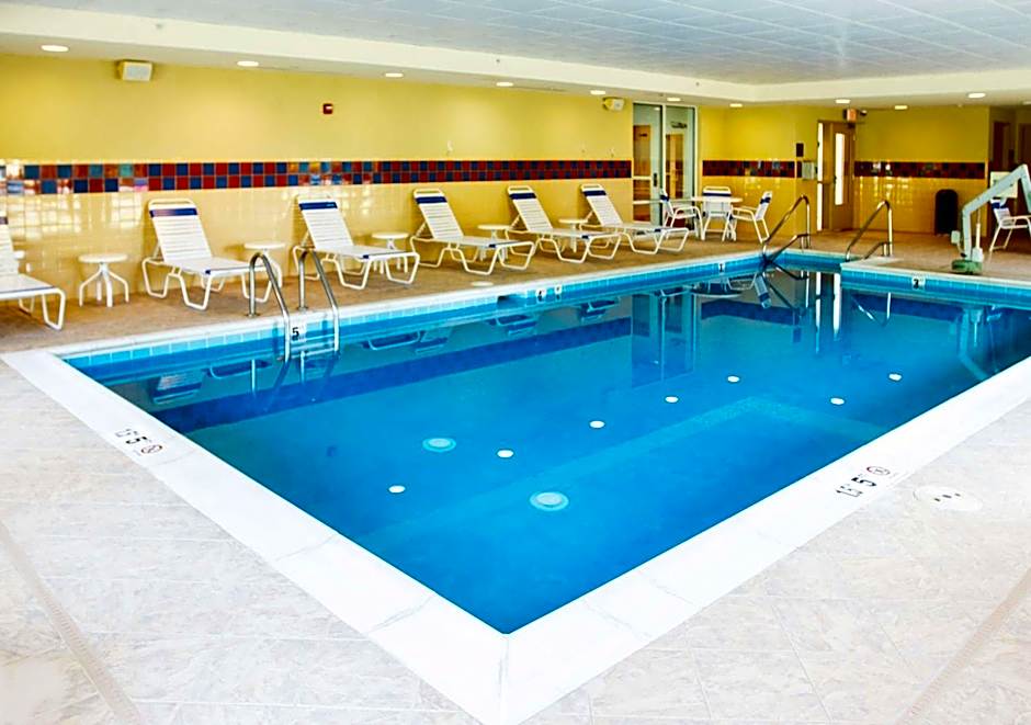 Hampton Inn By Hilton Gloucester