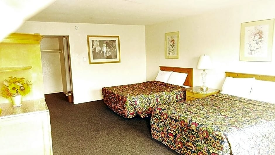 Parkway Inn