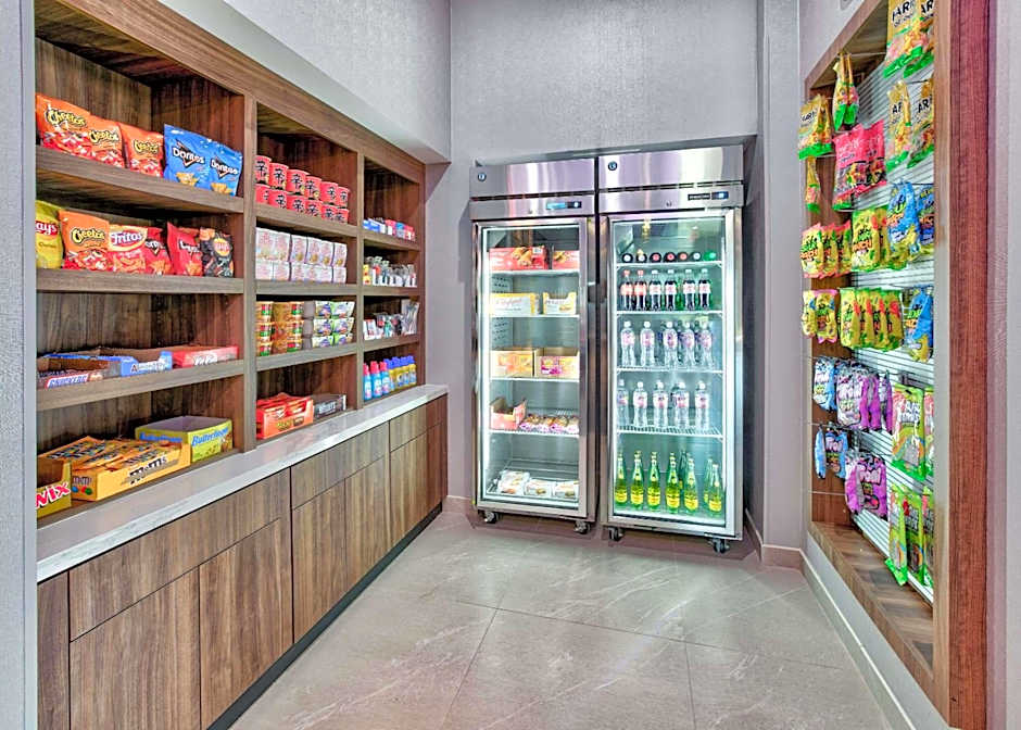 La Quinta Inn & Suites by Wyndham Terrell