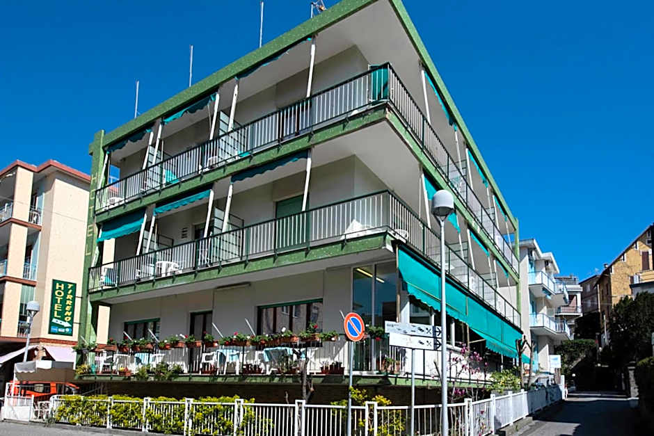 Hotel Tirreno