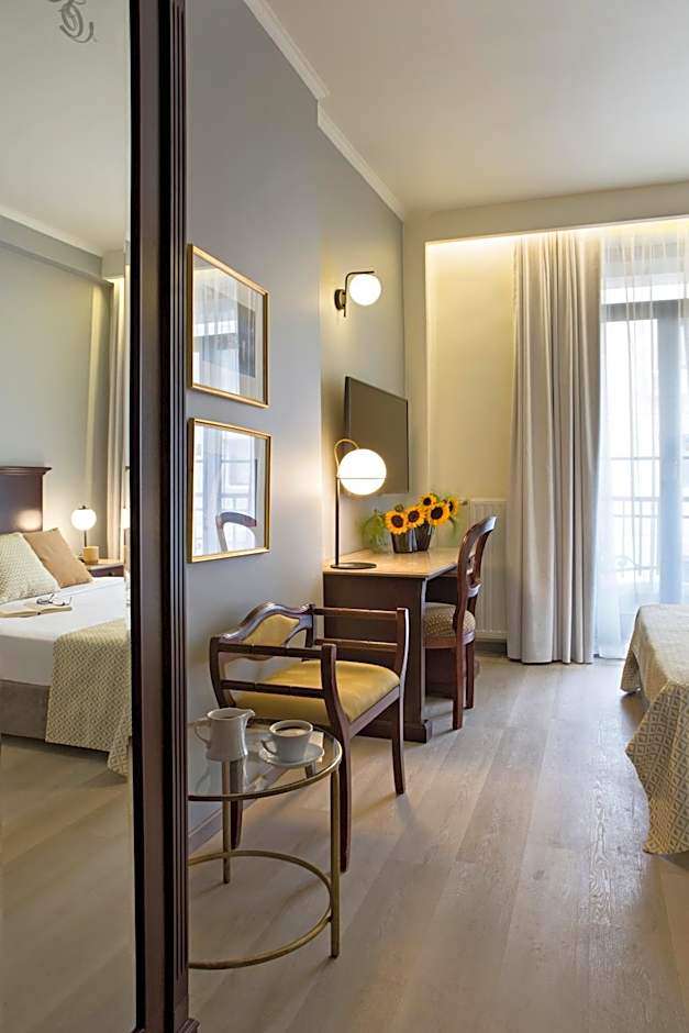 Hotel Venezia by Zeus International