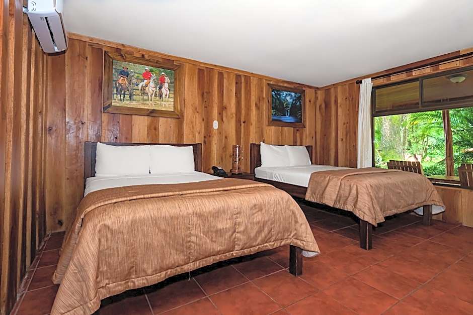 Hacienda Guachipelin Volcano Ranch Hotel & Hot Springs