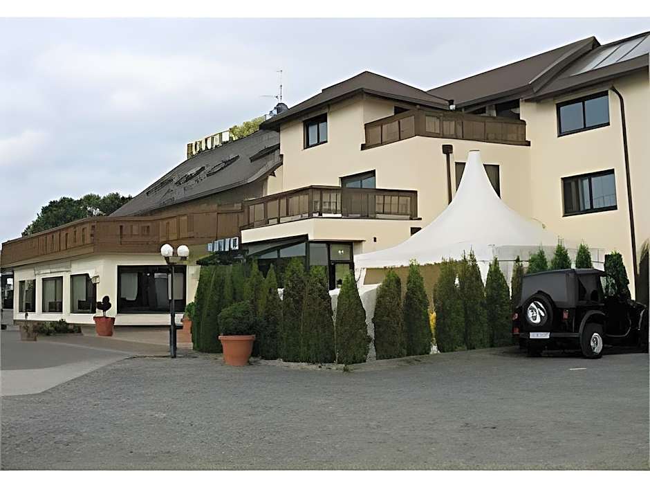 Airport-Hotel Fortuna