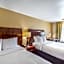 Clarion Inn & Suites Central Clearwater Beach
